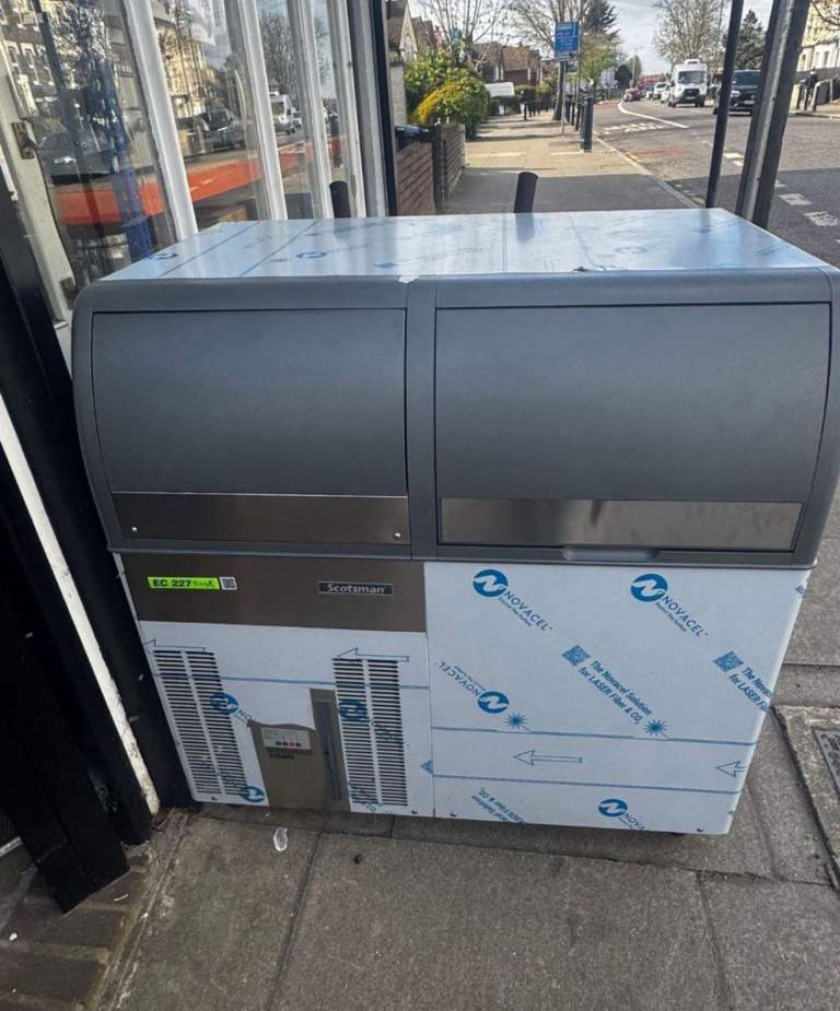 Commercial ice machine scot’s man top quality cafe shop club restaurant 