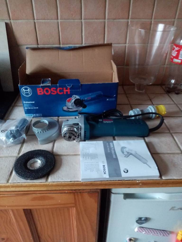 Bosch 110 volt angle grinder 