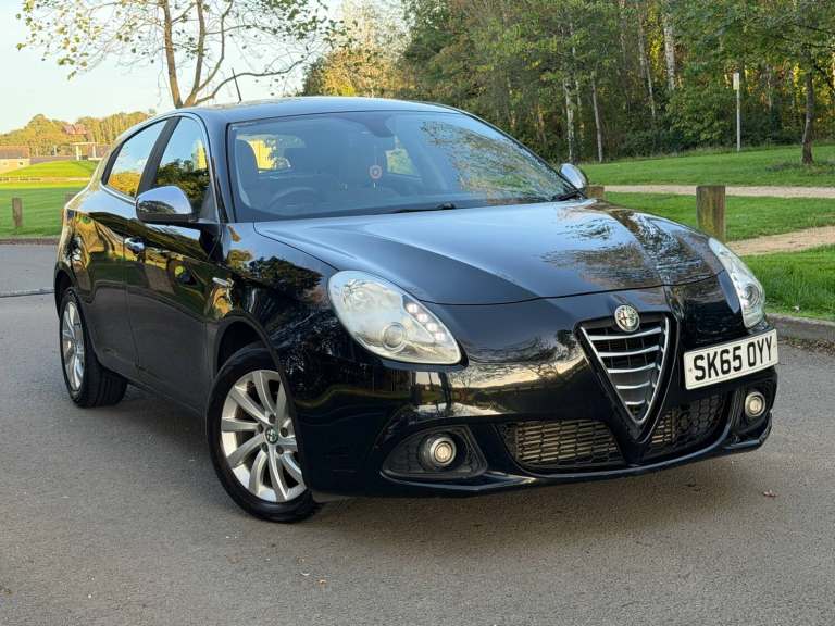2016 Alfa Romeo Giulietta 1.6 JTDM-2 Distinctive 5dr HATCHBACK Diesel Manual