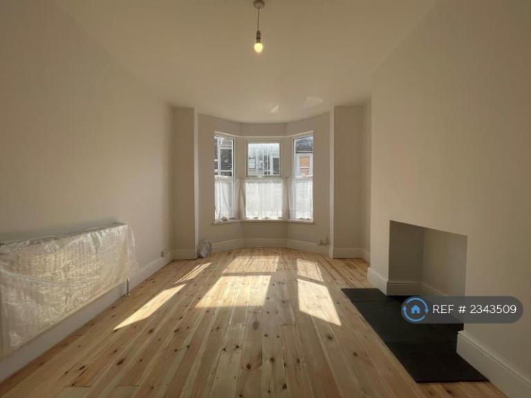 3 bedroom house in Palmyra Road, Bristol, BS3 (3 bed) (#2343509)