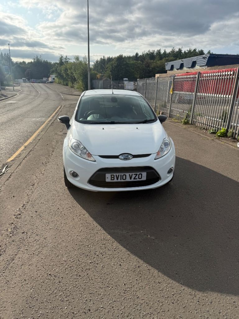 Ford, FIESTA, Hatchback, 2010, Manual, 1388 (cc), 5 doors