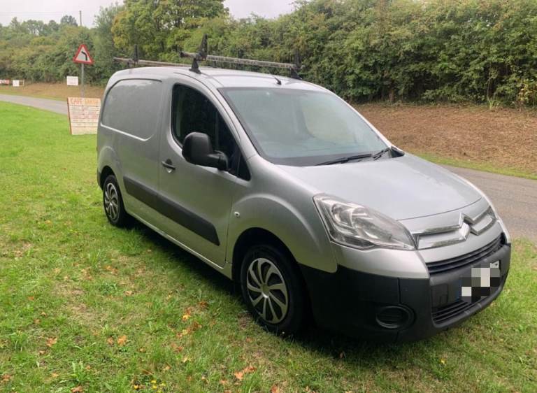 Berlingo bumper & breaking whole van partner diesel silver dv6
