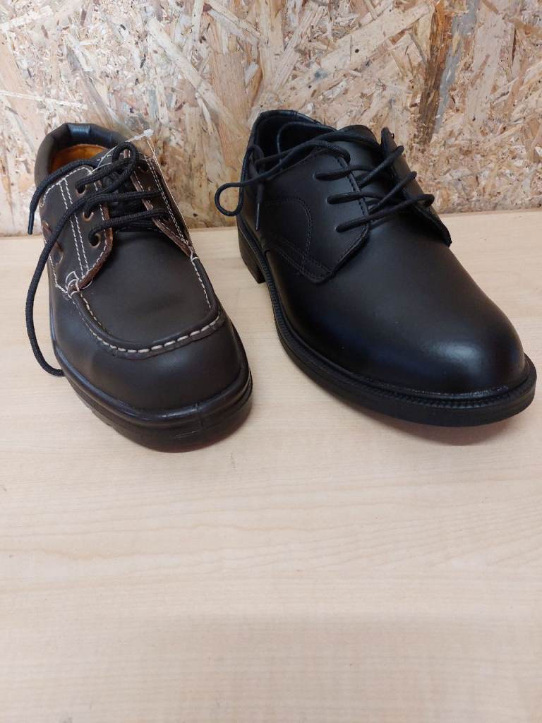 SIZE 6 SAFETY FOOTWEAR NEW & UNWORN
