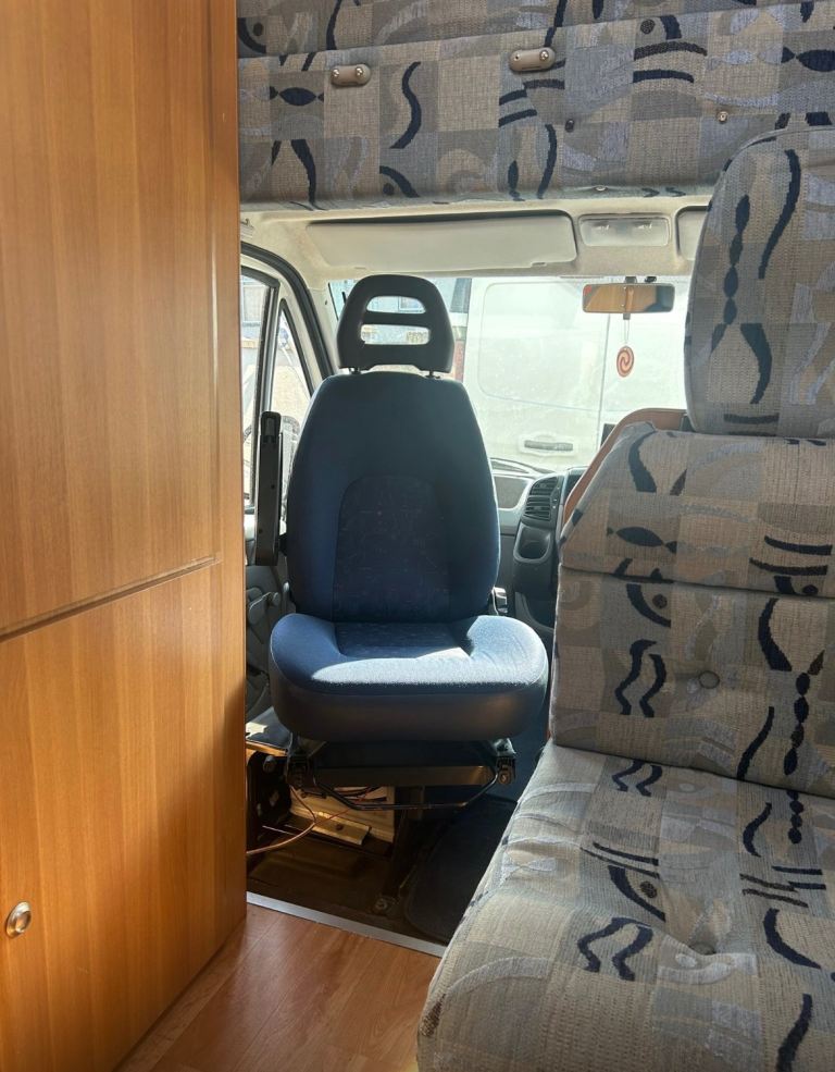 Fiat, 2006, 2300 (cc) 6 berth motorhome 