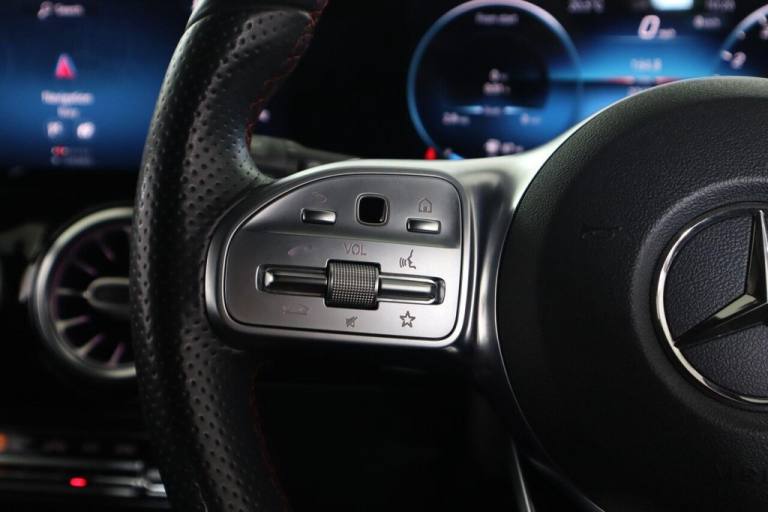 2020 Mercedes-Benz GLA 1.3 GLA200 AMG Line (Premium) 7G-DCT Euro 6 (s/s) 5dr HATCHBACK Petrol Aut...