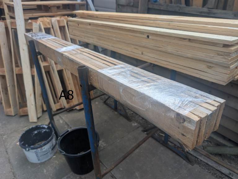 6 Lengths Reclaimed De-nailed Pallet Wood Timber 1600 x 95 x 20mm Ready to Use Delivery Available.