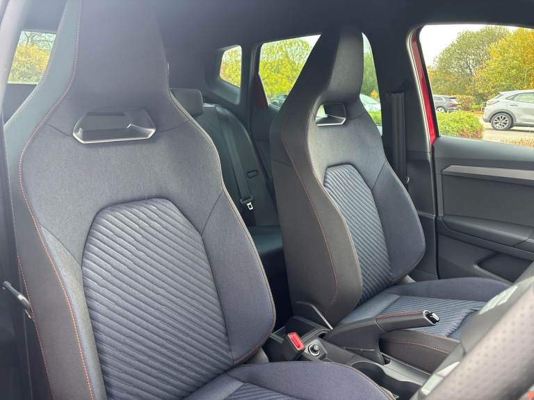 2025 SEAT Arona 1.0 TSI 115 FR Black Edition 5dr Hatchback PETROL Manual