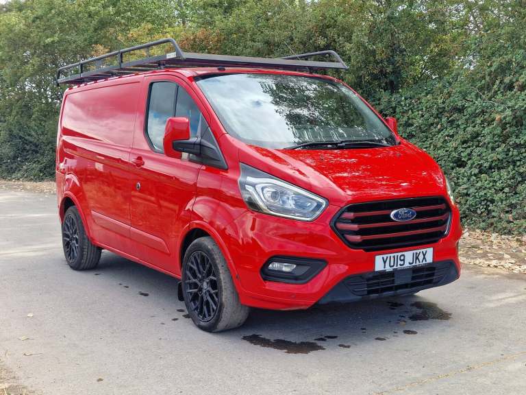 2019 Ford Transit Custom 280 LIMITED  Hot Red  Drives Perfect  8m MOT  ULEZ
