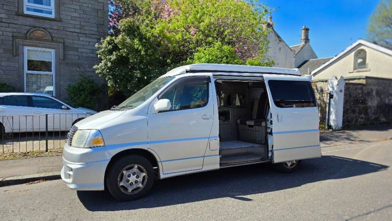 Toyota, 1999, 2995 (cc)