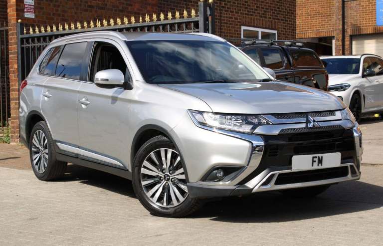 2019 Mitsubishi Outlander 2.0 Juro 5dr CVT ESTATE PETROL Automatic