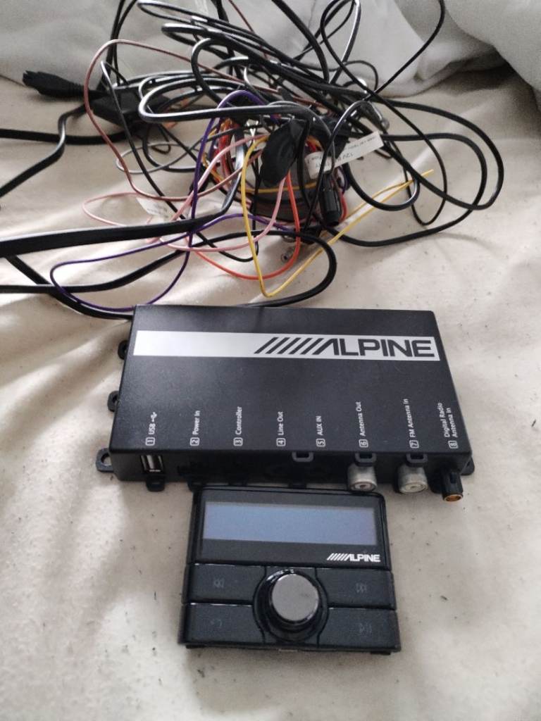 Alpine Car Audio Interface Unit with Remote Controller - Good Condition