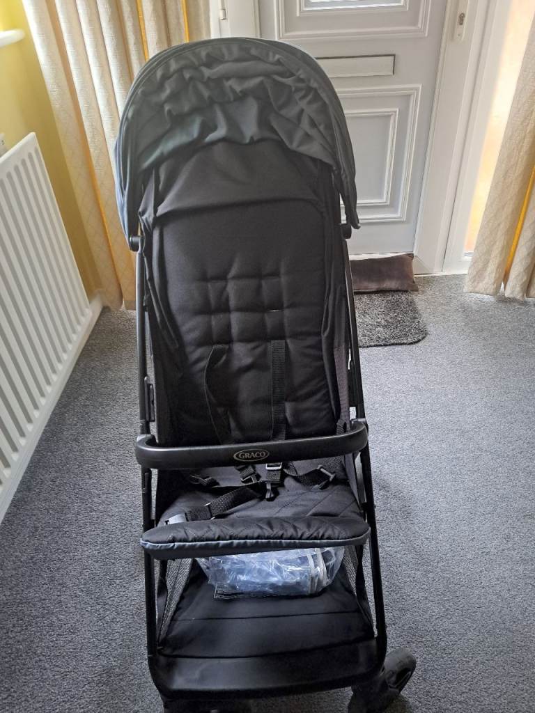 Graco Miravi Foldable Stroller with Canopy and Rain Cover