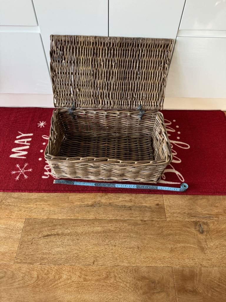 Wicker hamper basket 50cm/30cm