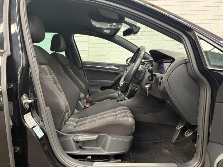 2018 Volkswagen Golf 2.0 TDI 184 GTD 5dr HATCHBACK DIESEL Manual