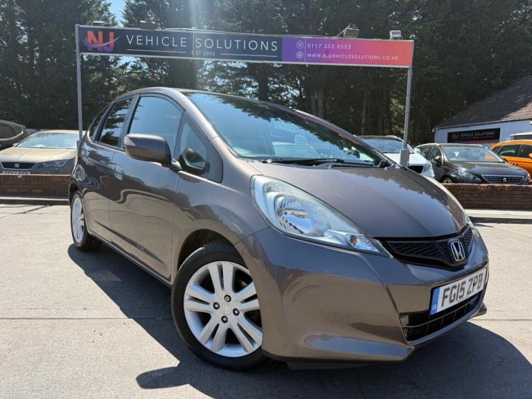 2015 Honda Jazz 1.4 i-VTEC ES Plus 5dr HATCHBACK Petrol Manual
