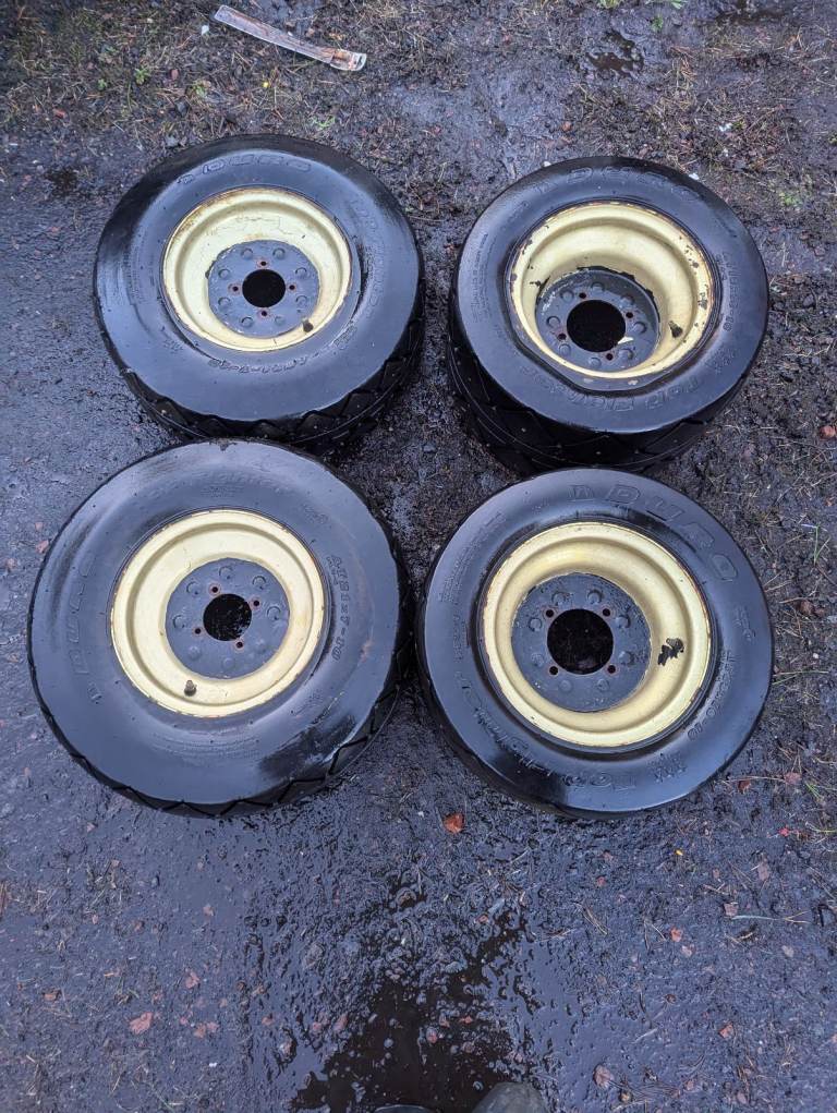 Ride on wheels and tyres 