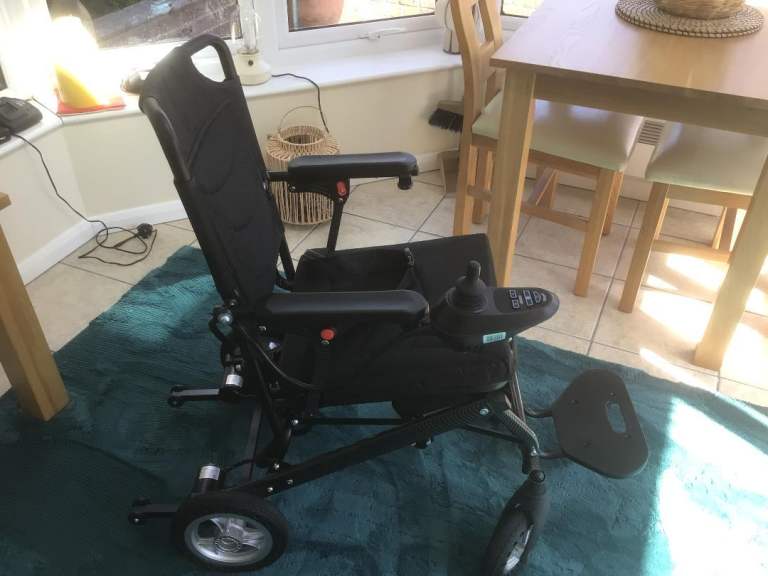 SULENZ 500-6 ULTRA LIGHTWEIGHT FOLDING POWERCHAIR 12.8kg