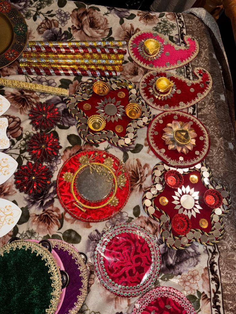 All wedding decorations and accessories 
