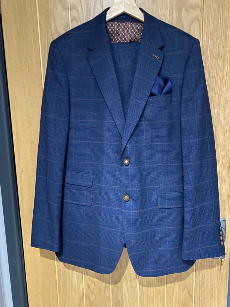 Men’s Tailored 3-piece suit