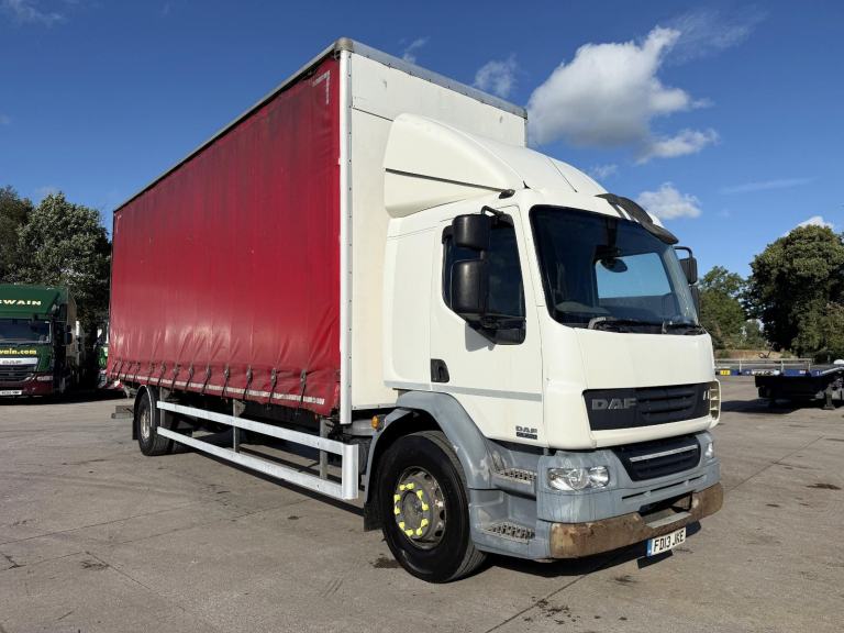 2013 DAF LF 55 220 18 TON CURTAIN SIDER 