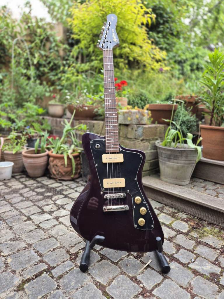 Baum Vega Wingman - mint condition - Mulberry