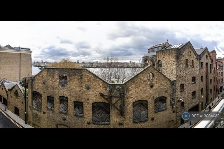 2 bedroom flat in Eagle Wharf East, London, E14 (2 bed) (#3034082)