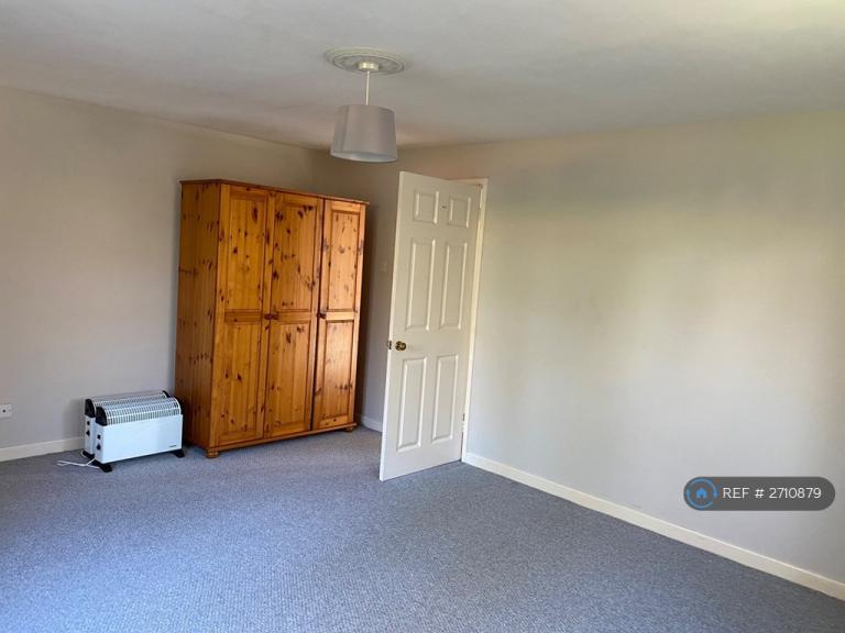 1 bedroom house in Norwich Street, Hingham, NR9 (1 bed) (#2710879)