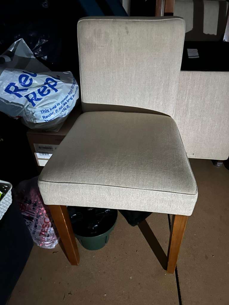 Free dinning chairs 