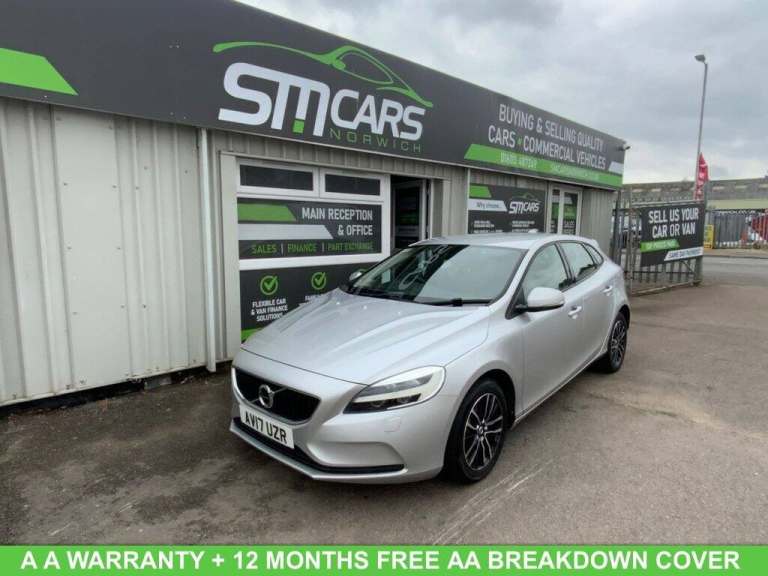 2017 Volvo V40 1.5 T3 Momentum Nav Plus Hatchback 5dr Petrol Auto Euro 6 (s/s) (152 ps) Hatchback...