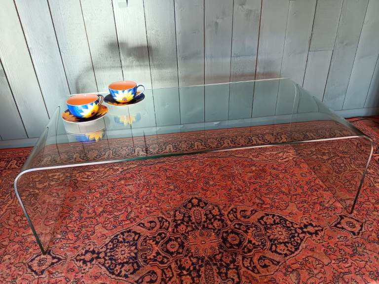 Vintage Retro Italian Style Minimalist Tempered Glass Waterfall Coffee Table