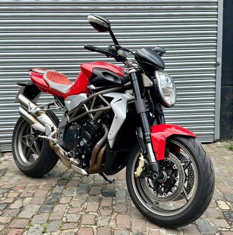 MV Agusta Brutale 990R