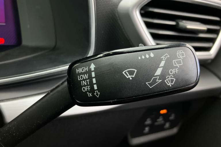 2021 SEAT Leon 1.5 eTSI 150 FR 5dr DSG Estate PETROL Automatic