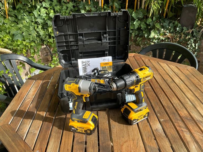 NEW DeWALT DCK2063P2T 18V Drill and Screwdriver Set – NEW