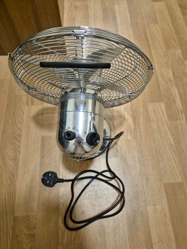 Dunelm Chrome Desk Fan - As Good As New