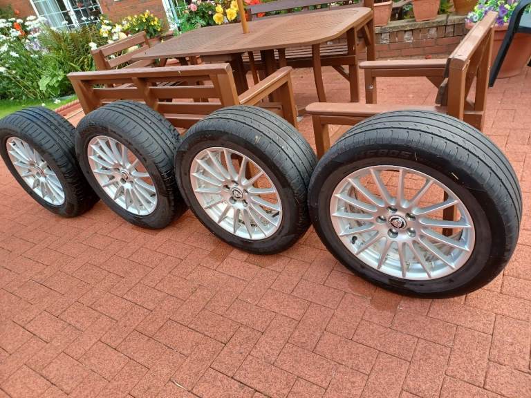 Jaguar 4 x Alloys & Tyres