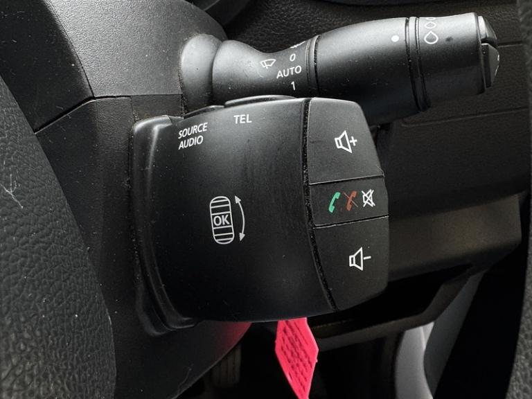 2021 Nissan NV400 dCi 35 Tekna Panel Van Diesel Manual