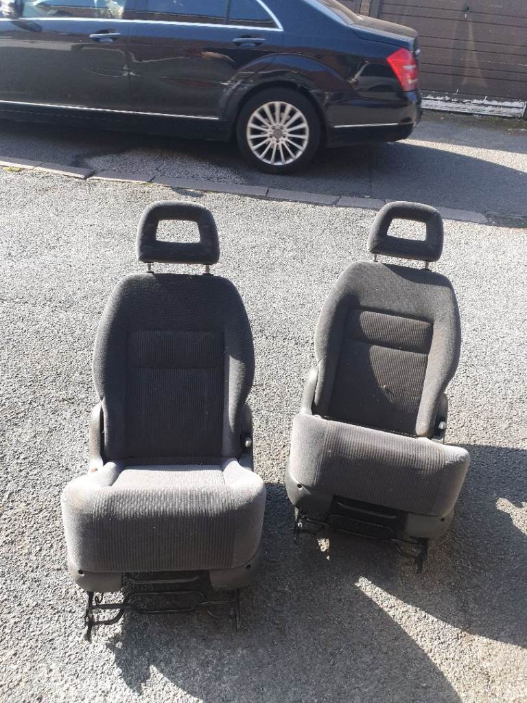 2005 ford galaxy rear seats