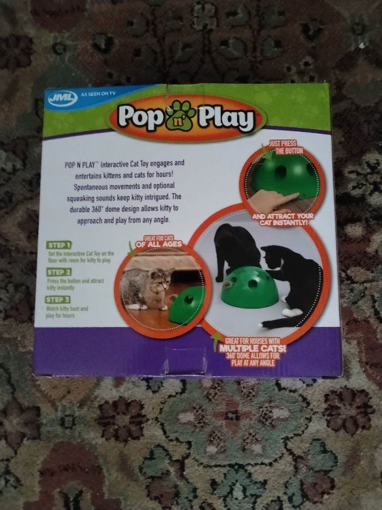 Interactive cat toy