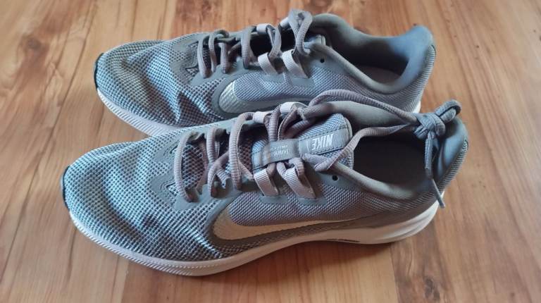 Women's Nike downshifter running trainers size 7 womens