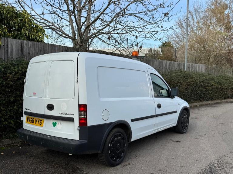 2008 Vauxhall Combo 2000 1.3CDTi 16V Van [75PS] CAR DERIVED VAN Diesel Manual