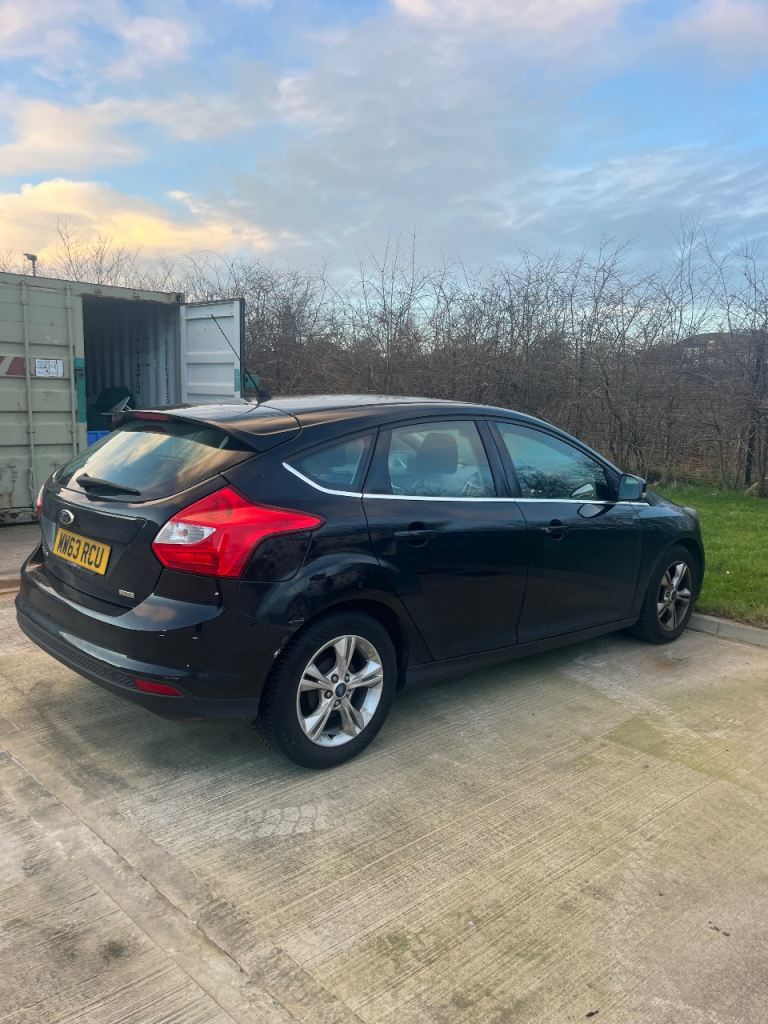 Ford, FOCUS, Hatchback, 2014, Manual, 998 (cc), 5 doors