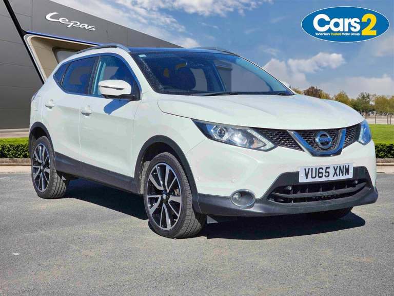 2015 Nissan Qashqai 1.6 DIG-T Tekna 2WD Euro 6 (s/s) 5dr SUV PETROL Manual