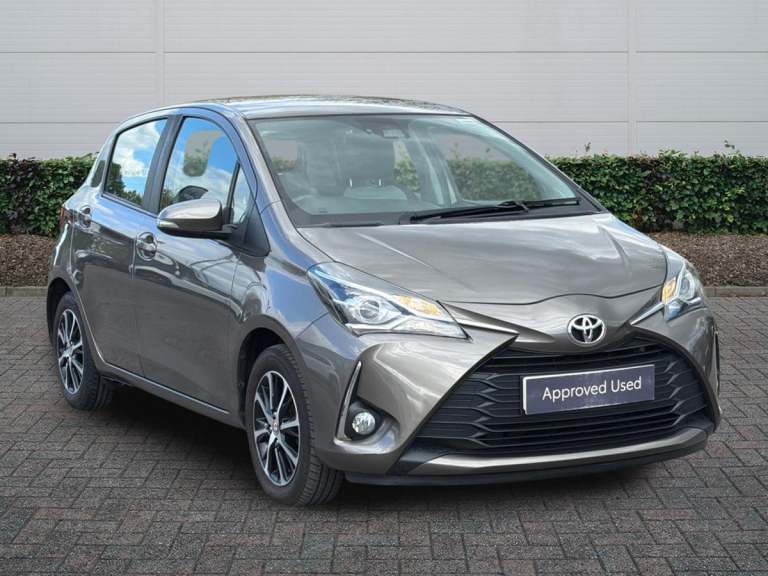 2019 Toyota Yaris 1.5 VVT-i Icon Tech 5dr Hatchback Petrol Manual