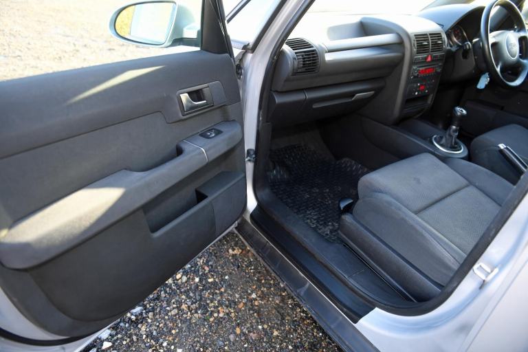 2003 (03) Audi A2 1.6 FSI SE. 