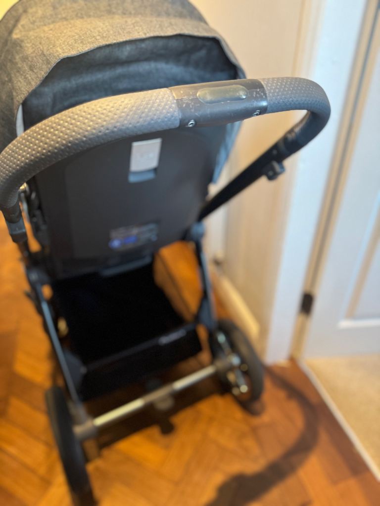 Oyster 3 pushchair 