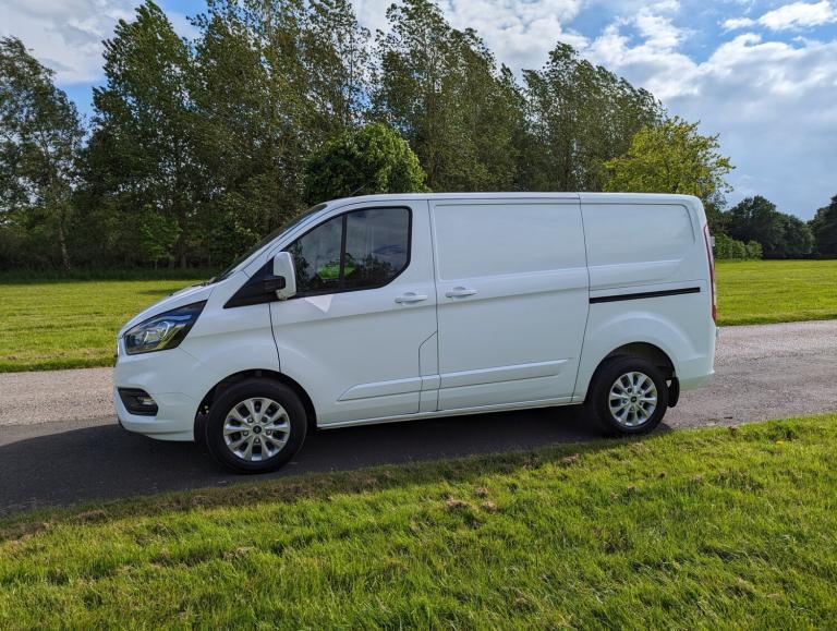 2022 Ford Transit Custom 2.0 EcoBlue 130ps Low Roof Limited Van PANEL VAN Diesel Manual