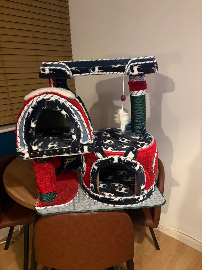 Cat/scratch post 