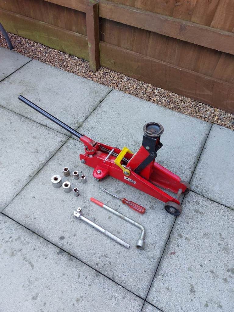 Car jack 