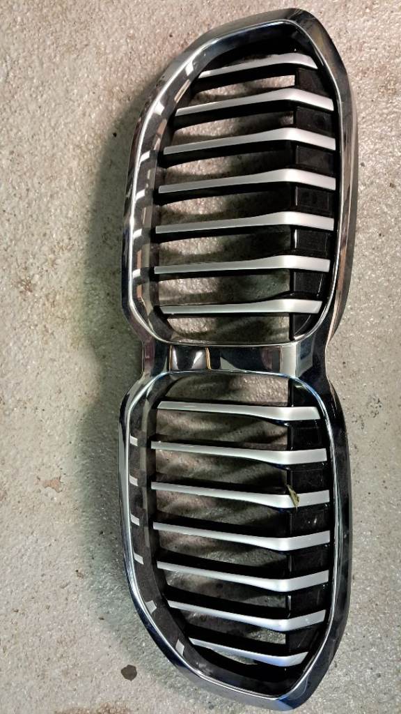 BMW F40 grill