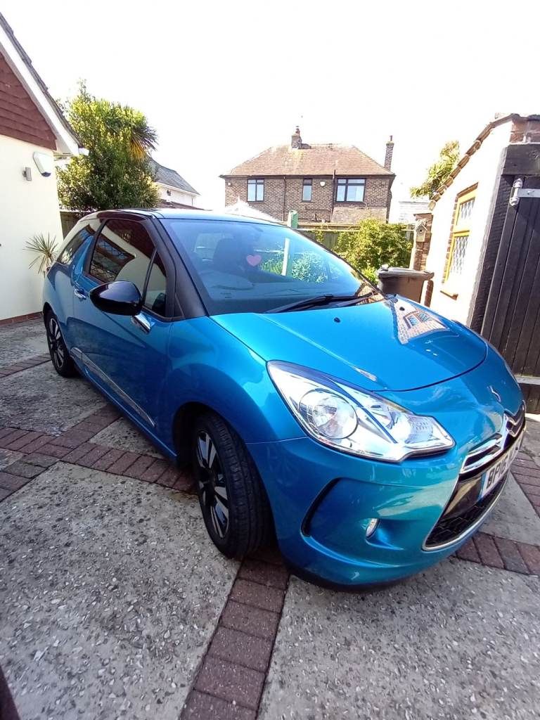 DS, DS 3, Hatchback, 2016, Manual, 1199 (cc), 3 doors